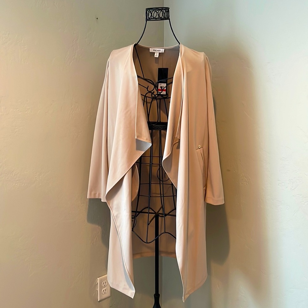 Nine West XS Cream/Beige/Hint of Pink Colored Long Cardigan Blazer